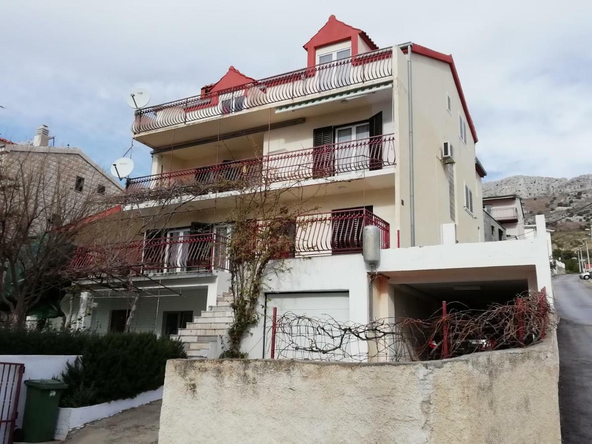 Angella Apartment Dugi Rat Ngoại thất bức ảnh