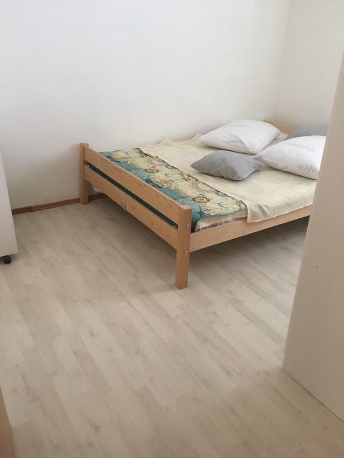 Angella Apartment Dugi Rat Ngoại thất bức ảnh